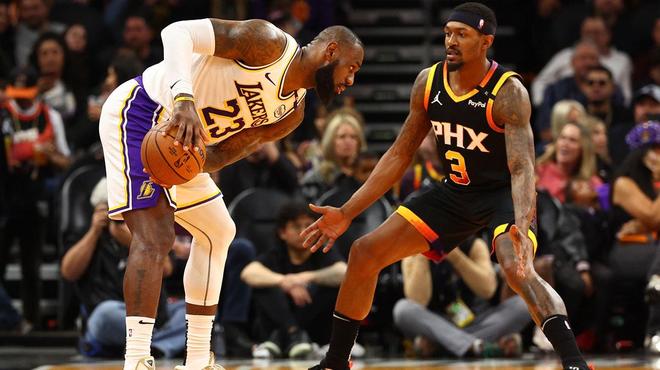 更是凭借精 更是凭借精