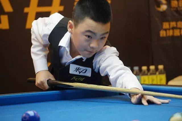 控还是射门 控还是射门