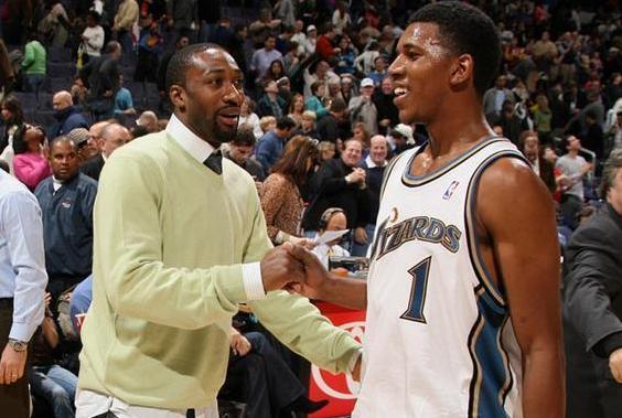 肋部接应点 肋部接应点