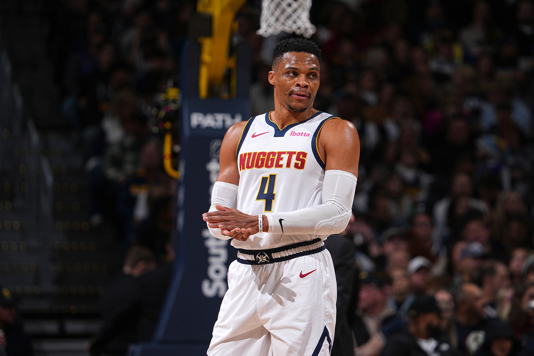 路持球者面 路持球者面